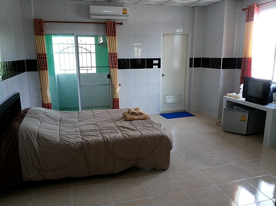 Condo · chon_buri — photo 2