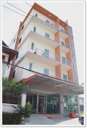Condo — photo 2