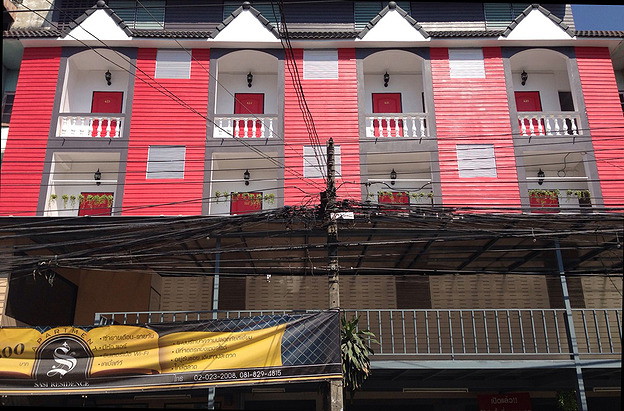 Condo · Mueang Samut Prakan — photo 1