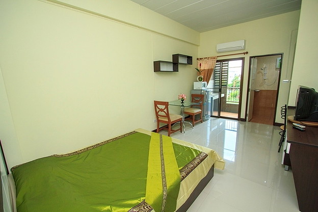 Condo — photo 4