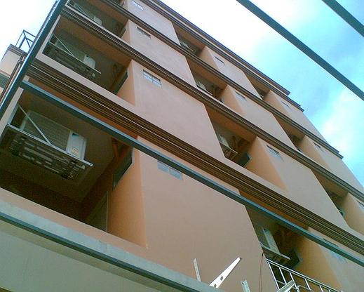 Condo · Huai Khwang, bangkok — photo 2