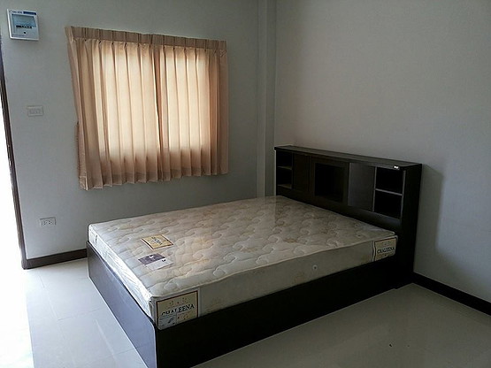 Condo — photo 2
