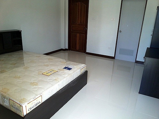 Condo — photo 4