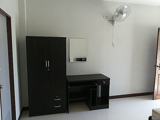 Condo — photo 3