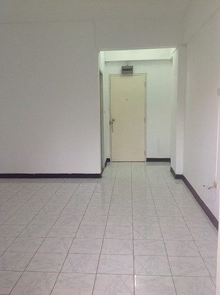 Condo · Mueang Samut Prakan — photo 1