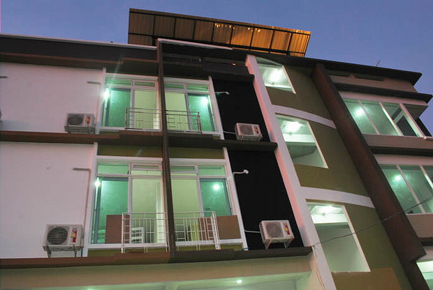 Condo — photo 3