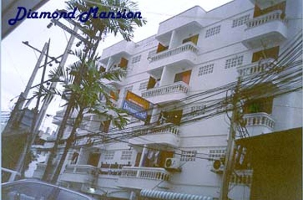 Condo · Huai Khwang, bangkok — photo 1