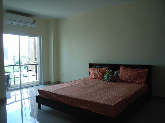 Condo · Mueang Chon Buri, chon_buri — photo 5