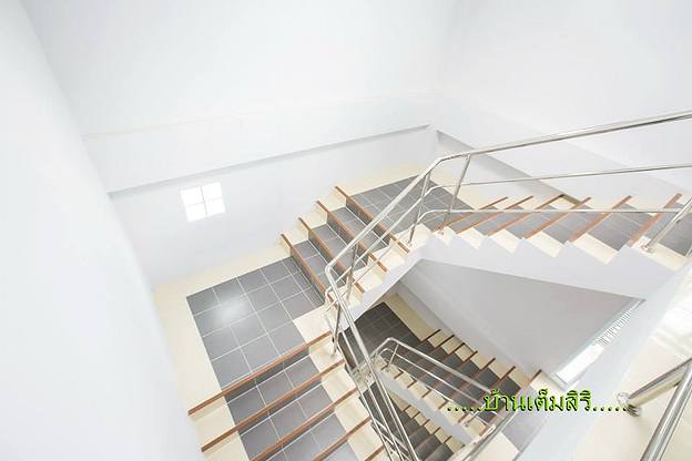 Condo — photo 5