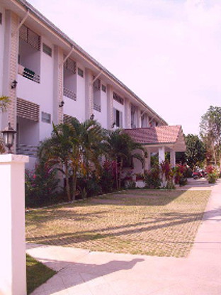 Condo — photo 3