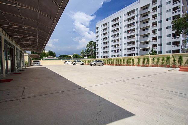 Condo · Lat Phrao, bangkok — photo 4