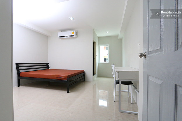 Condo — photo 2