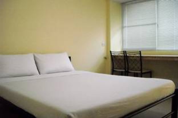 Condo — photo 2