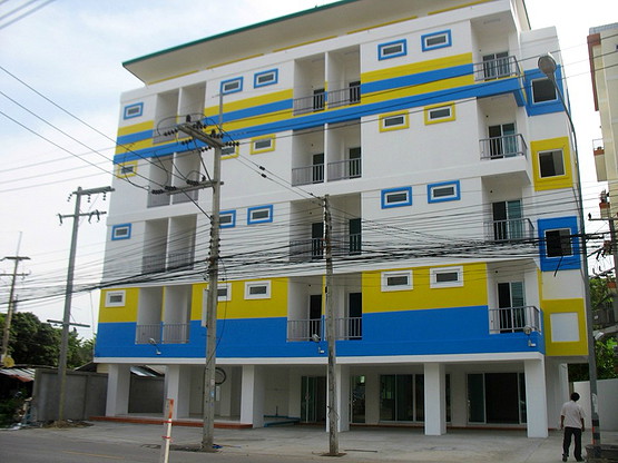 Condo · Mueang Chon Buri, chon_buri — photo 1