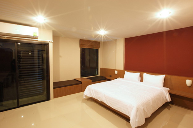 Condo · Wang Thonglang, bangkok — photo 3