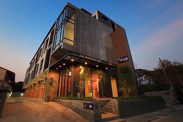 Condo · Wang Thonglang, bangkok — photo 1