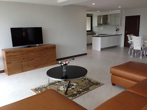 Condo · Watthana, bangkok — photo 1