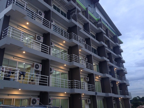 Condo — photo 5