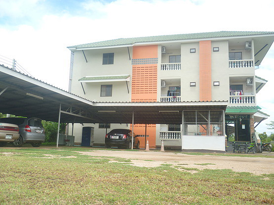 Condo — photo 2