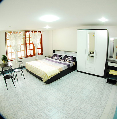 Condo · Huai Khwang, bangkok — photo 4