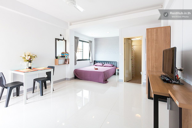 Condo · Wang Thonglang, bangkok — photo 4