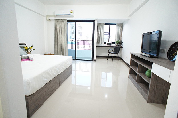 Condo · bangkok — photo 3