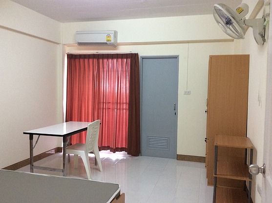 Condo · Mueang Chon Buri, chon_buri — photo 2