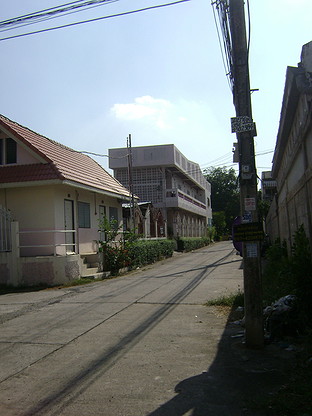 Condo — photo 1