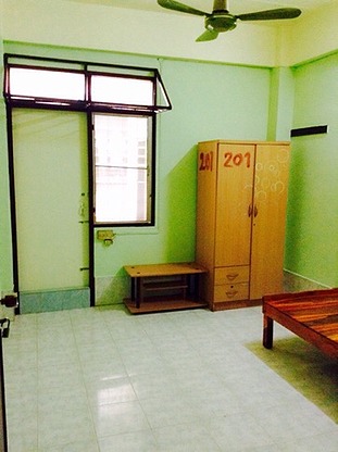 Condo · Wang Thonglang, bangkok — photo 1