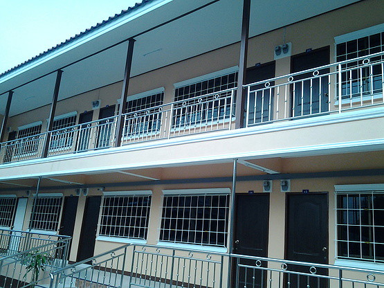 Condo — photo 2