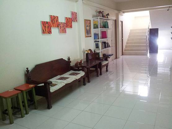 Condo — photo 2