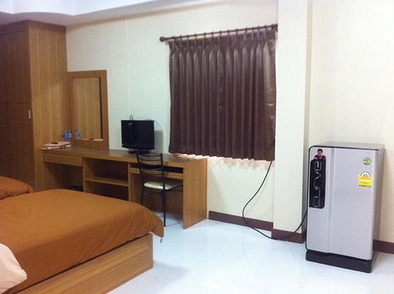 Condo — photo 1