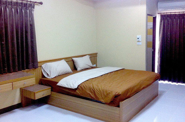 Condo — photo 3