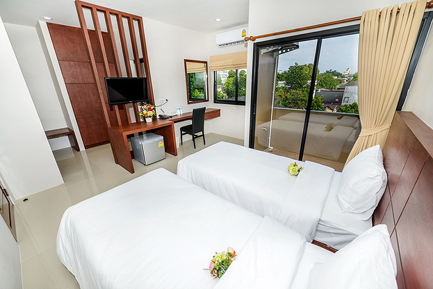 Condo · Mueang Phuket, phuket — photo 2