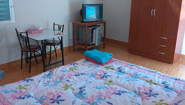 Condo — photo 2