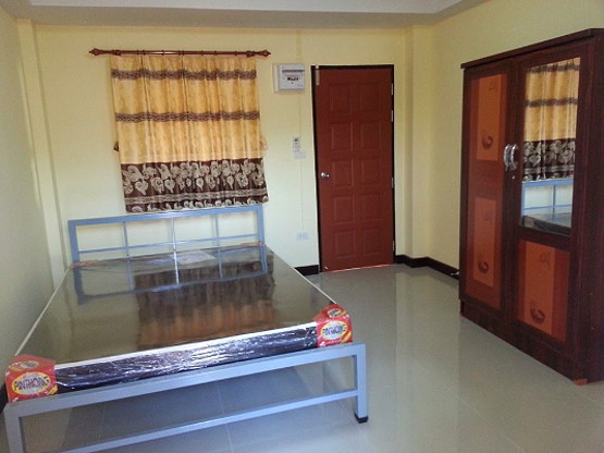 Condo — photo 2