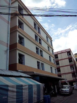 Condo · Wang Thonglang, bangkok — photo 3