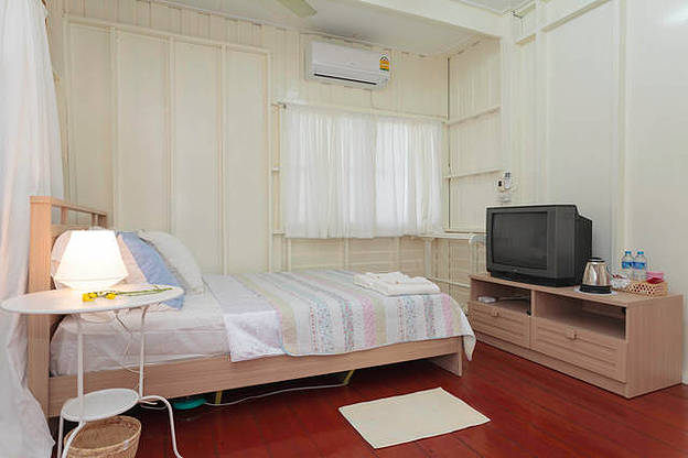 Condo · Bangkok Noi, bangkok — photo 2