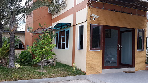 Condo — photo 3