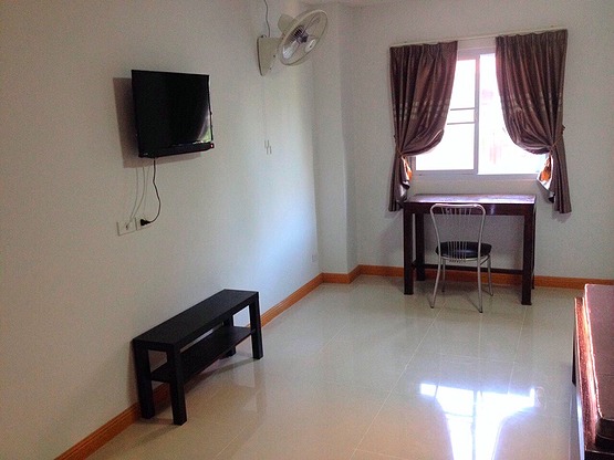Condo — photo 3