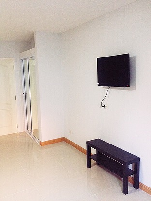 Condo — photo 2