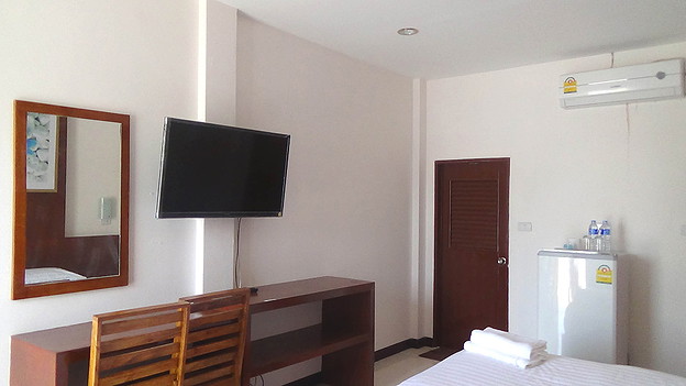Condo — photo 3