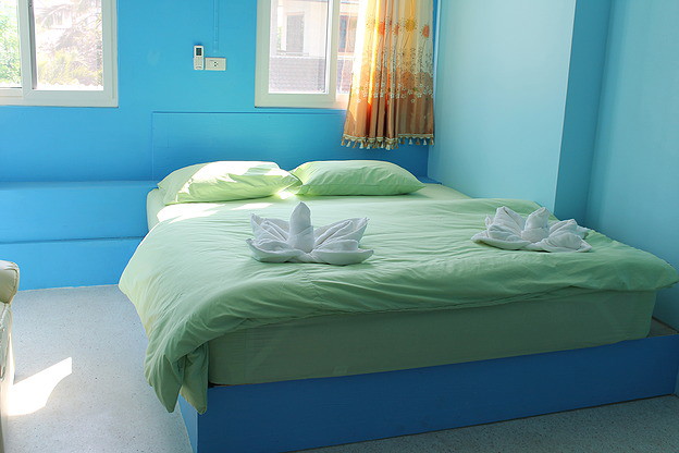 Condo — photo 2
