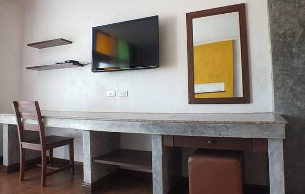 Condo — photo 4