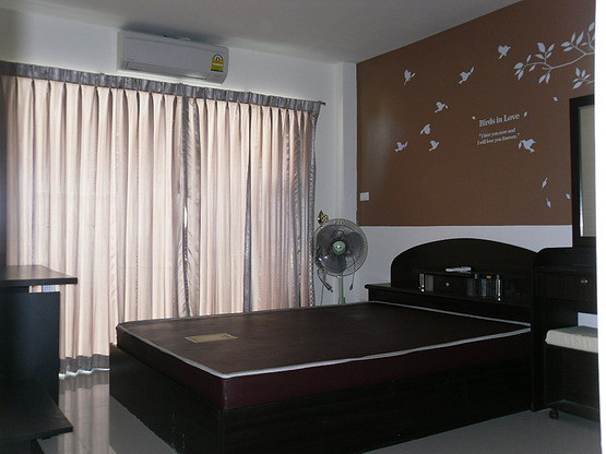Condo · Mueang Chon Buri, chon_buri — photo 5