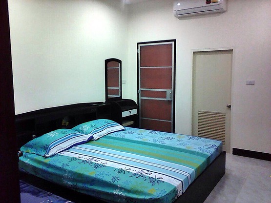 Condo — photo 3