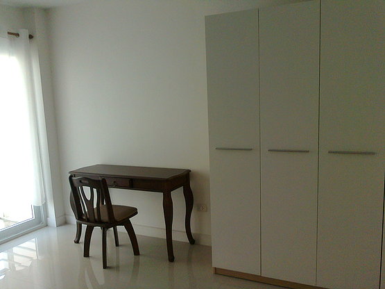 Condo · Bang Bua Thong — photo 4