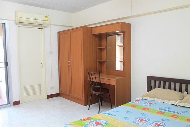 Condo · Phasi Charoen, bangkok — photo 2