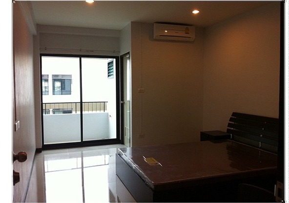 Condo · bangkok — photo 2