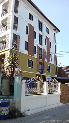 Condo · bangkok — photo 2